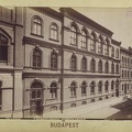 "Református gimnázium a Lónyay utcában. A felvétel 1890 után készült." A kép forrását kérjük így adja meg: Fortepan / Budapest Főváros Levéltára. Levéltári jelzet: HU.BFL.XV.19.d.1.07.097